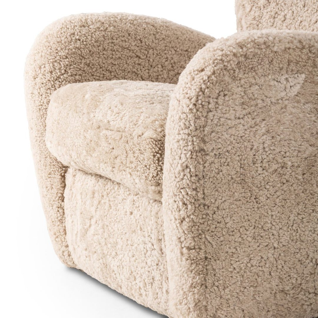 CHAIR BEIGE SHEARLING