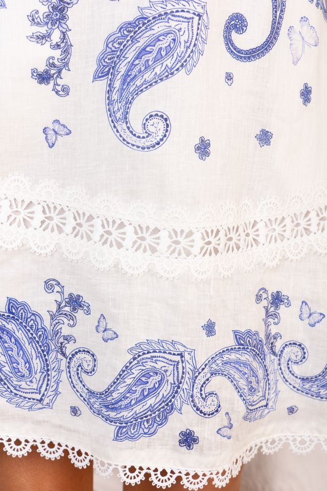 DRESS WHITE W/ NAVY PAISLEY