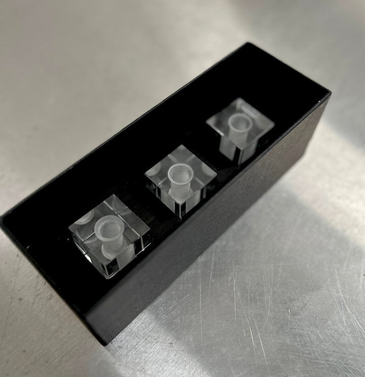 GLASS CUBE BASE SET OF 3