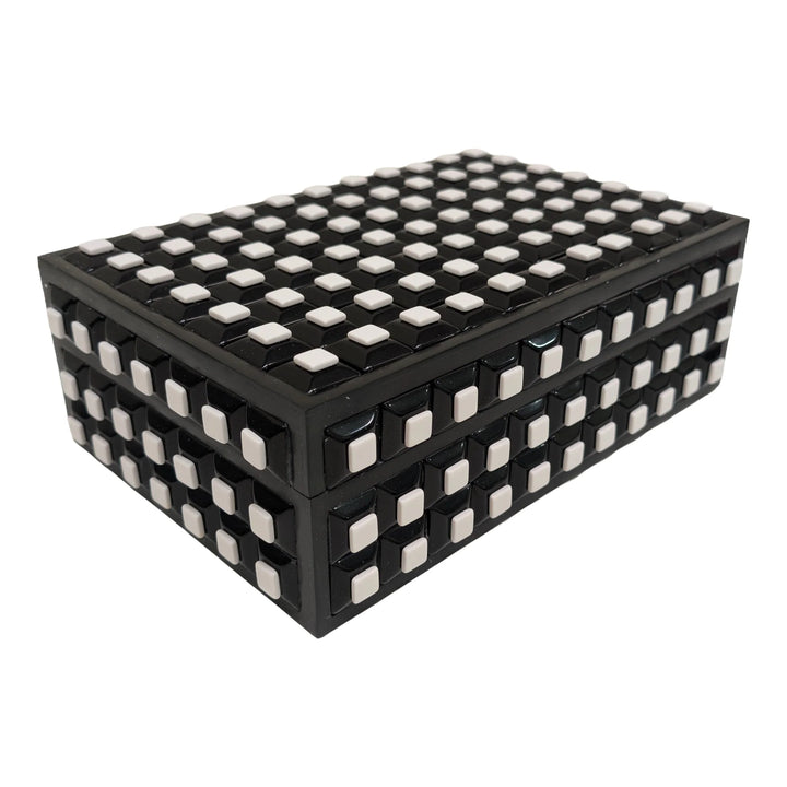 BOX BLACK & WHITE SQUARE BUTTON DOTS