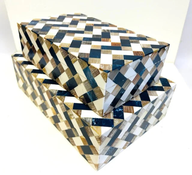 BOX BLUE WHITE CHEVRON