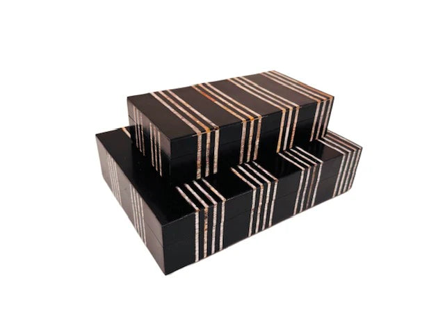 BOX BLK W/WHT STRIPE