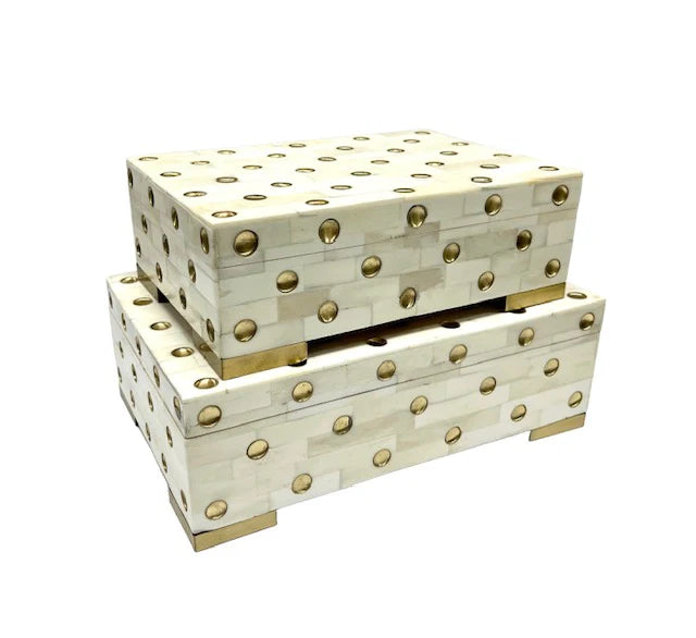 BOX BONE W/ GOLD INLAY DOTS W/ BRASS FEET