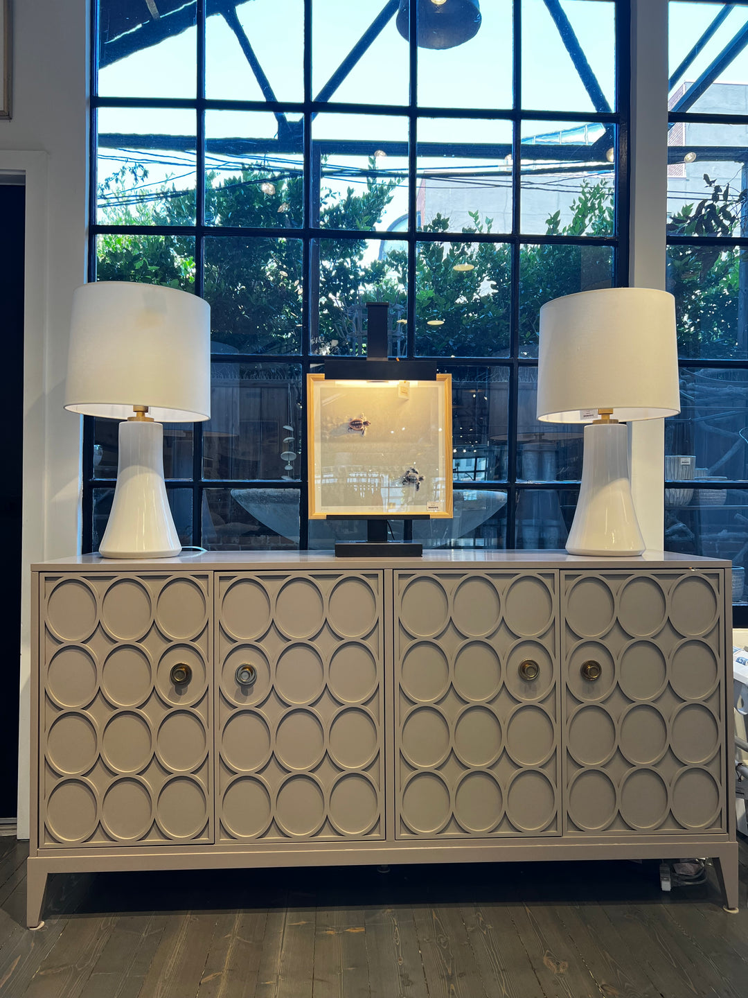 CREDENZA 4-DOOR LOW TAUPE CIRCLE