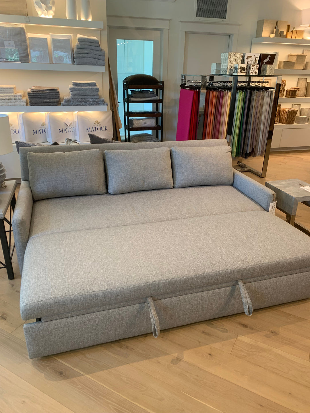 DAYBED QUEEN IN DUKE PUMICE #51517