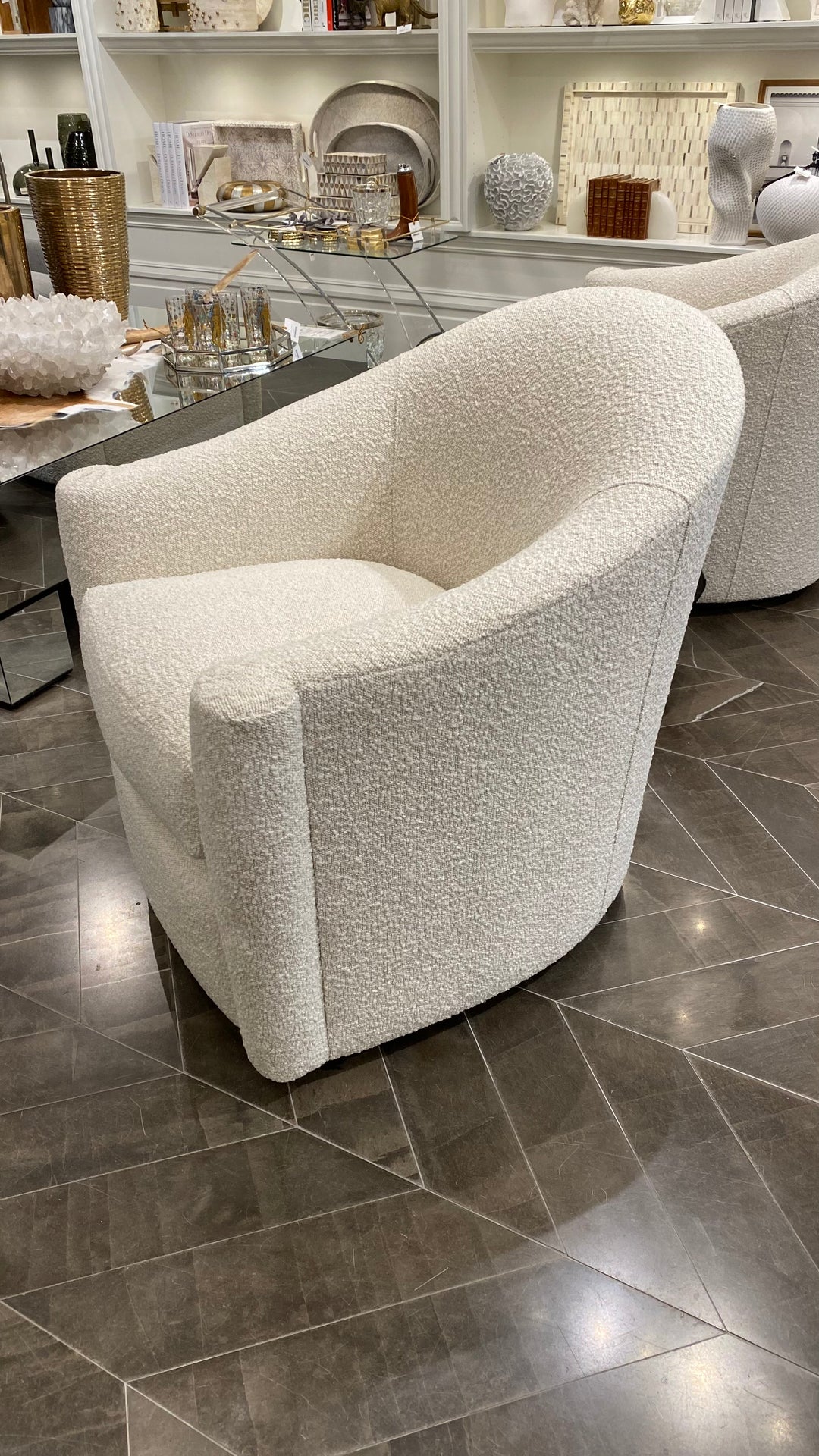 CHAIR CARTER SWIVEL IN POPCORN BUFF #69097