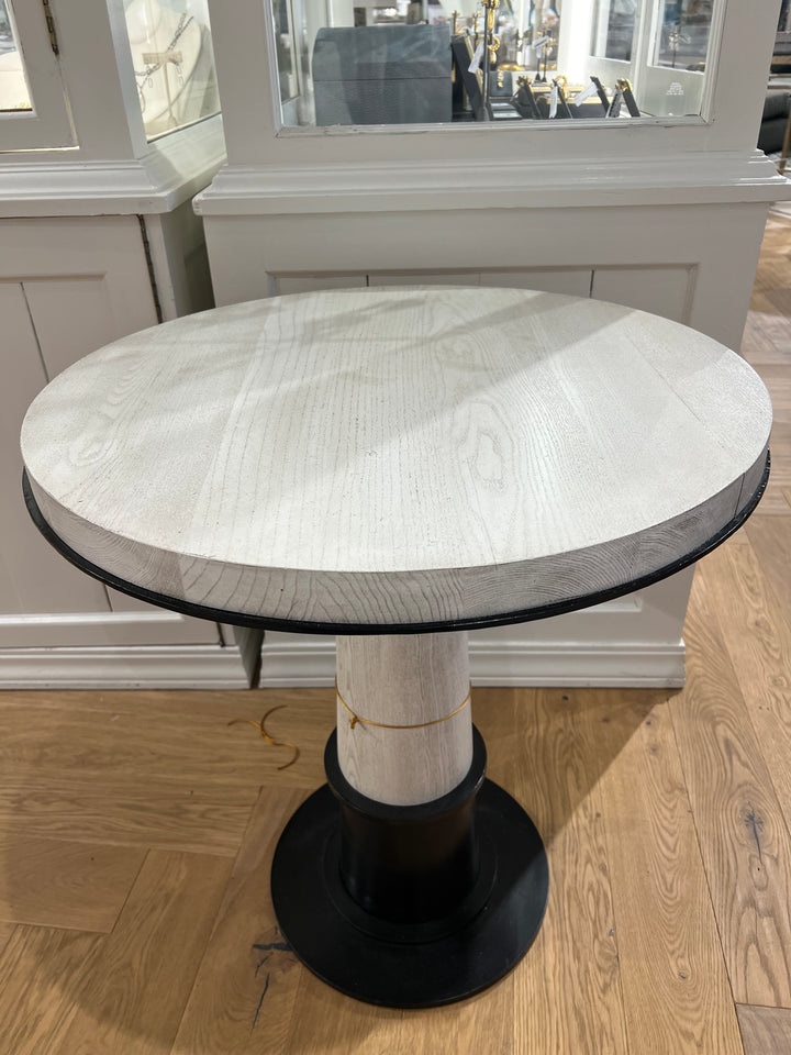 KAMILE END TABLE