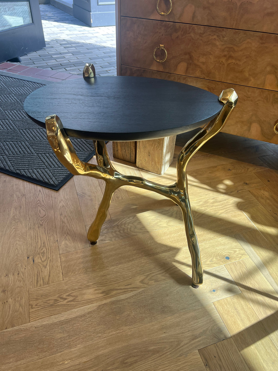 TABLE OVAL DARK GRAY OAK