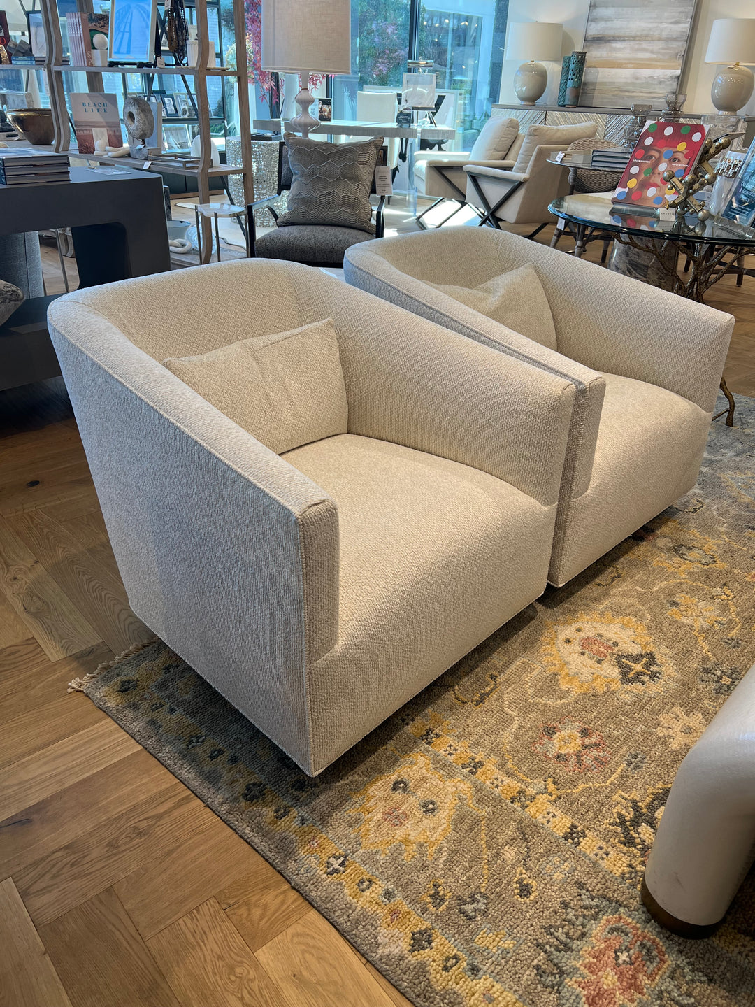 CHAIR SIA SWIVEL IN BURLANA CLOUD #69123