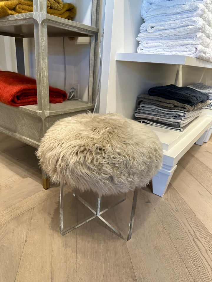 STOOL LAMBSKIN #60861 (NRD)