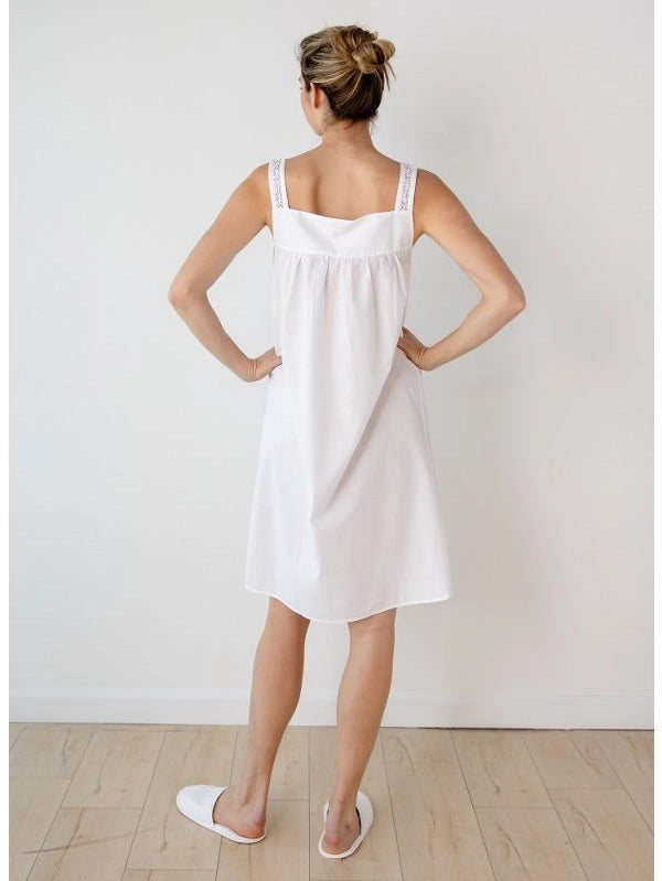 NIGHTIE SLEEVELESS WHITE LACE STRAPS