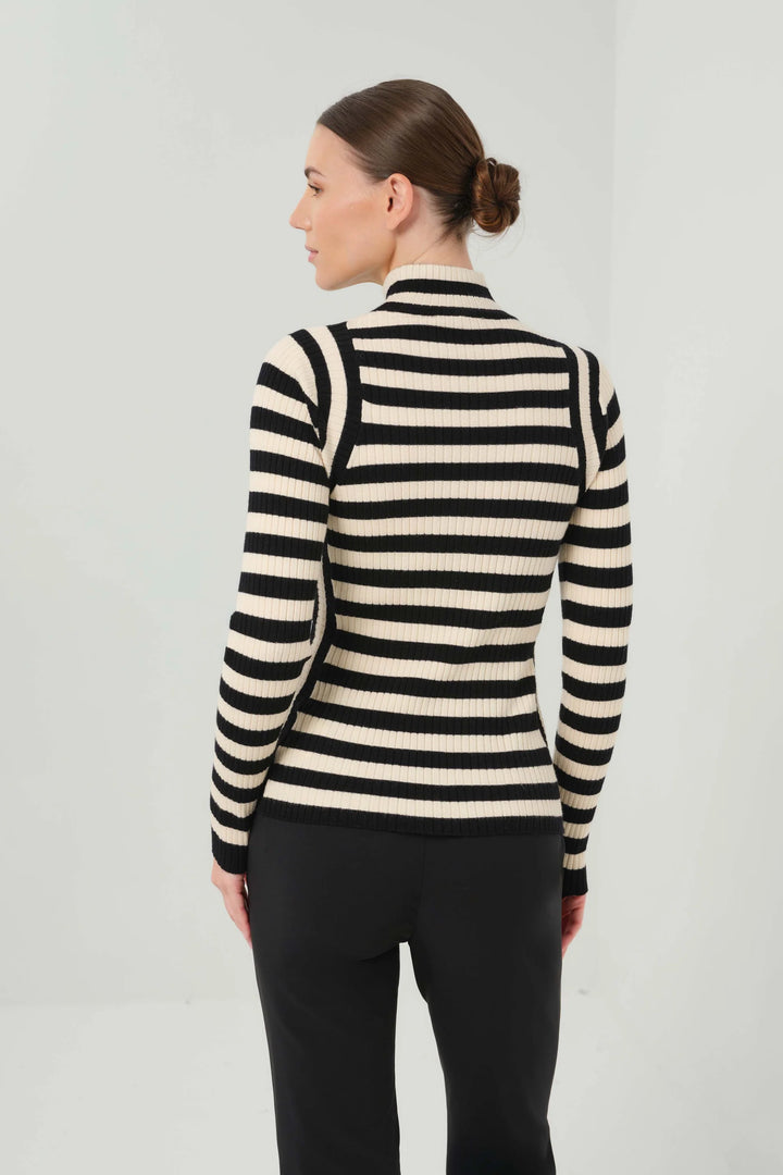 SWEATER TOP ENGINEERED STRIPE