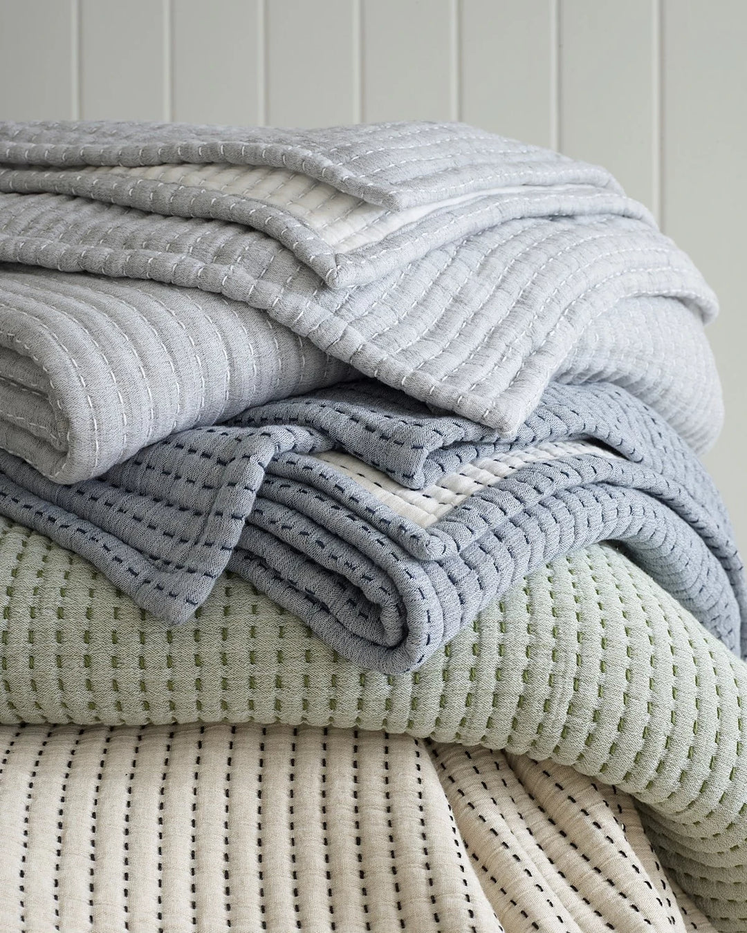 COVERLET PICK STITCH MATELASSE NAVY (Available in 3 Sizes)