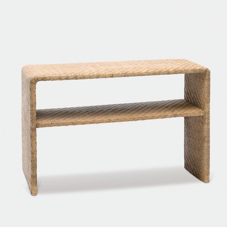 LYNETTE CONSOLE