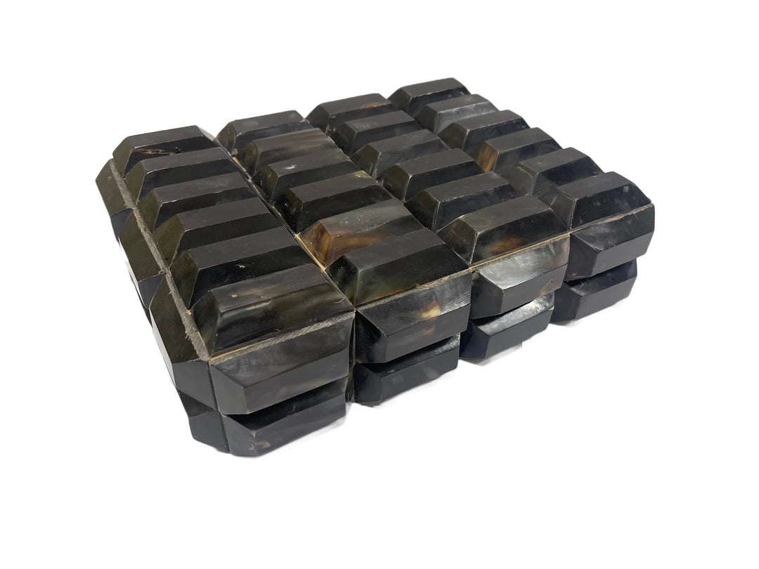 MED BOX HORN MARBLE BLACK