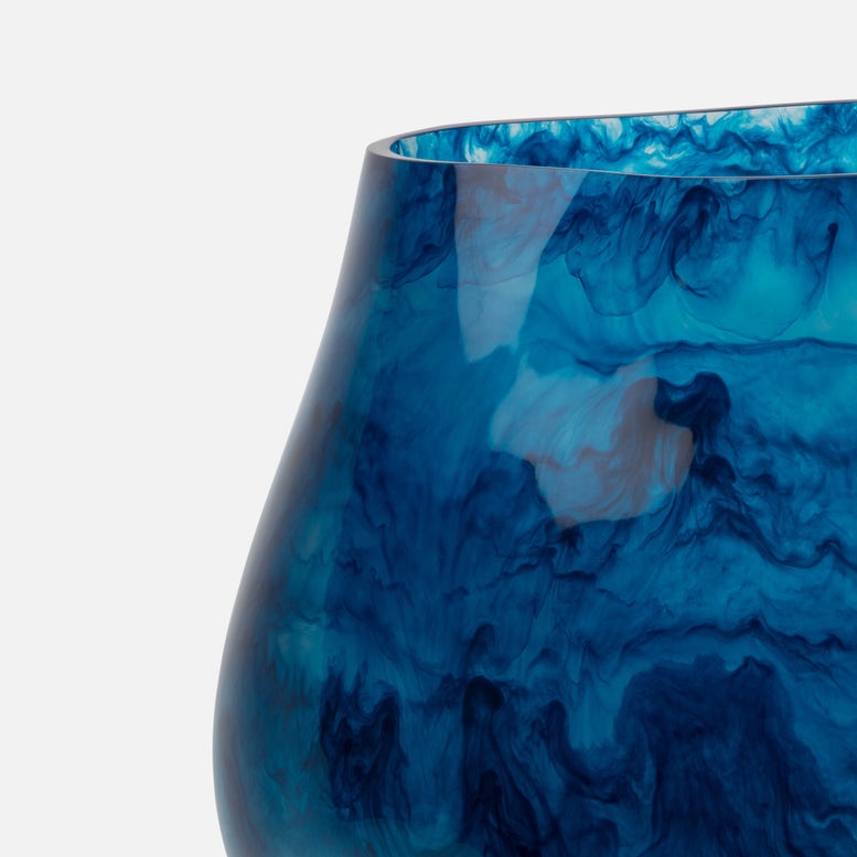 ABRIA OUTDOOR PLANTER