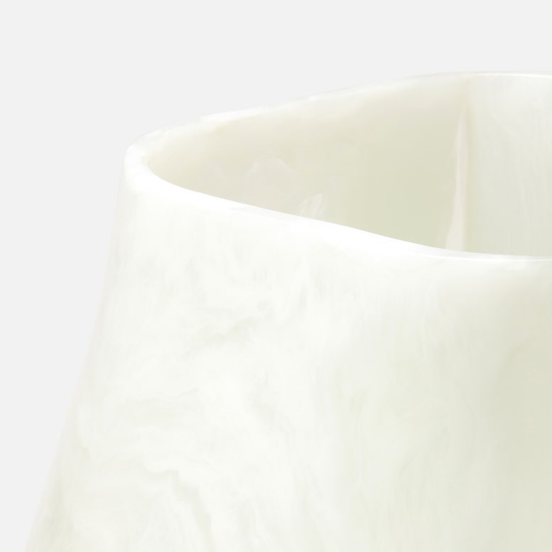 ABRIA OUTDOOR PLANTER