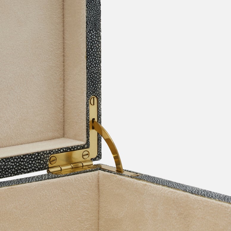 BRECK BOX SET