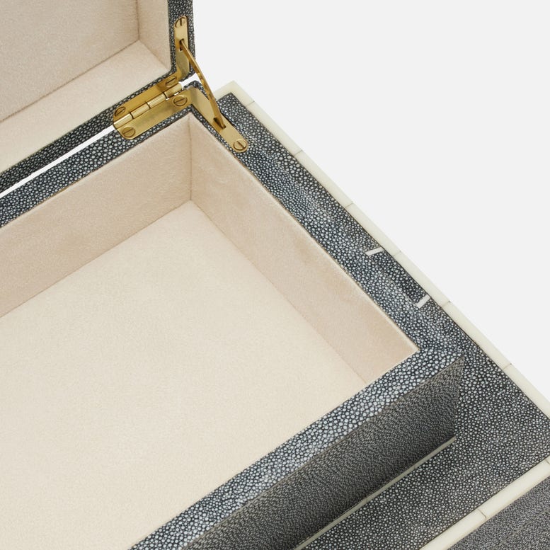 BRECK BOX SET