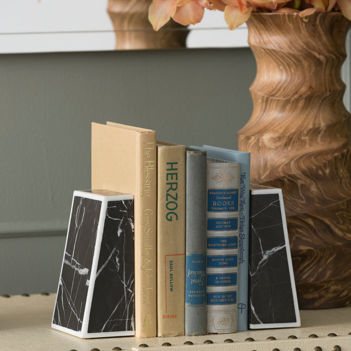GRIFFEN BOOKEND S/2