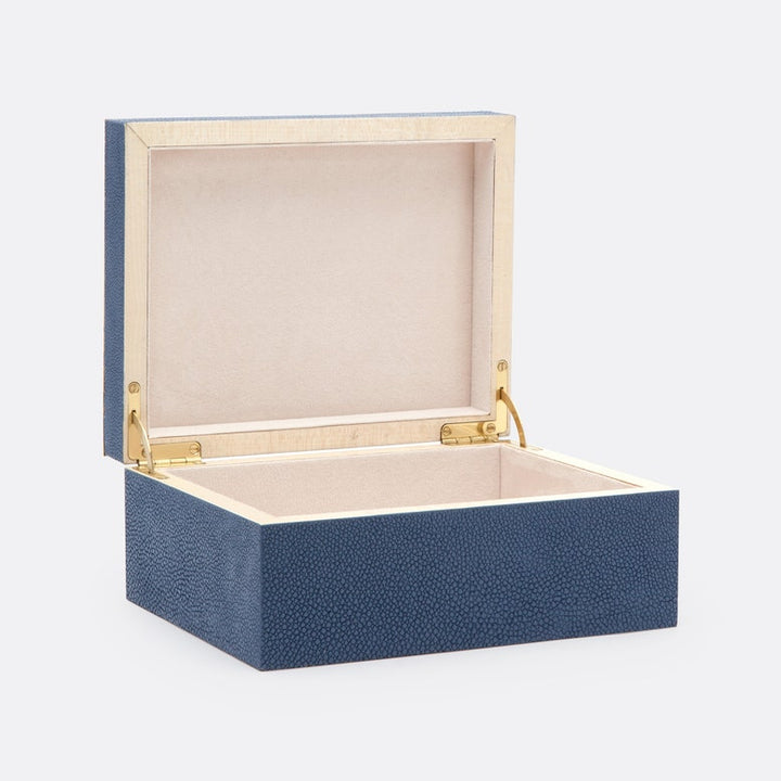 MATEUS BOX
