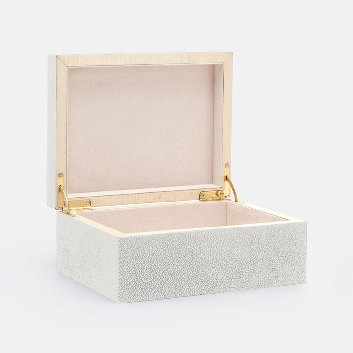 MATEUS BOX