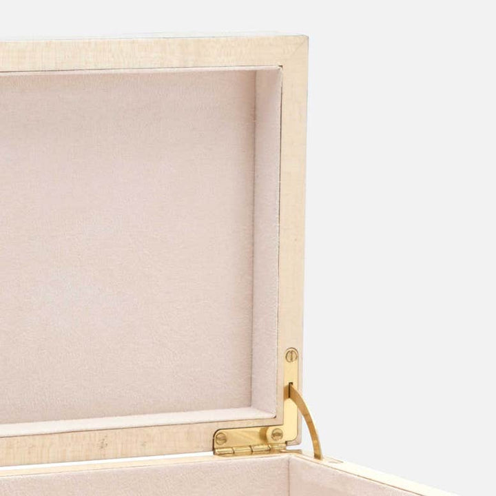 MATEUS BOX