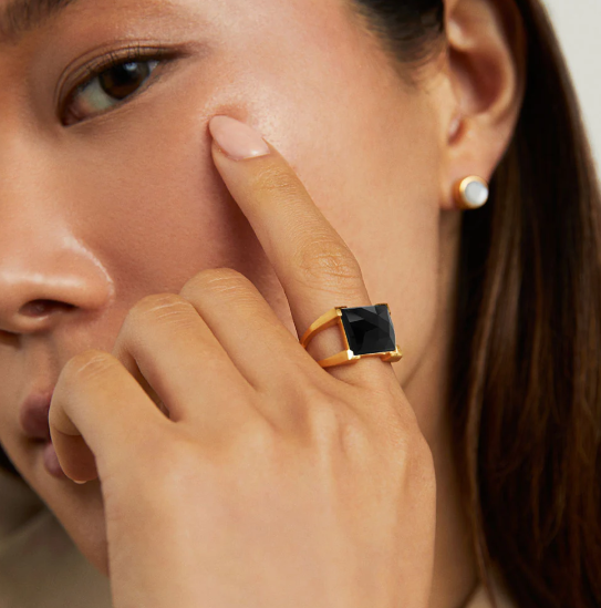 RING MINI PLAZA BLACK ONYX SZ 8 #69662