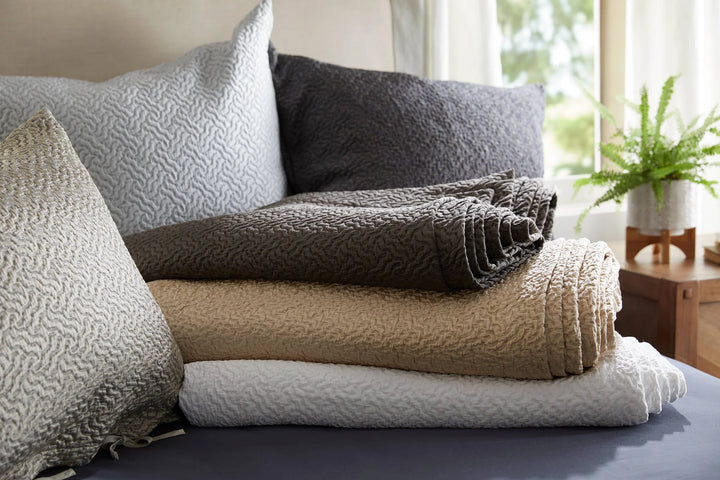 BEDDING COLLECTION ALLEGRO (Duvets, Coverlet, Shams)