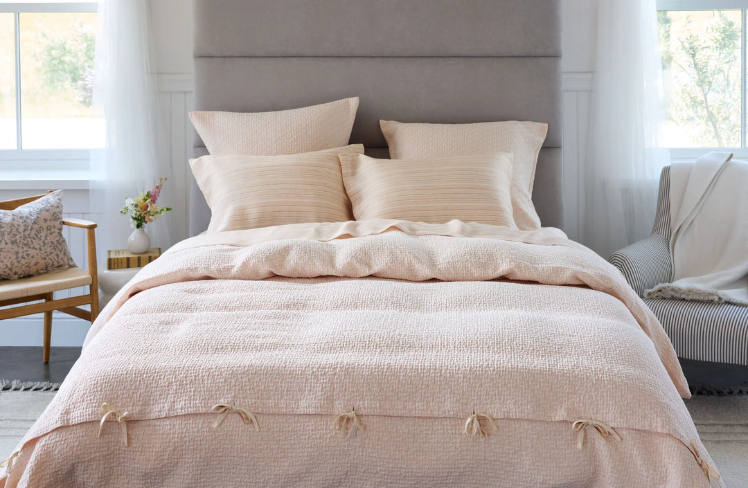 BEDDING COLLECTION ETON (Duvets, Coverlet, Shams)