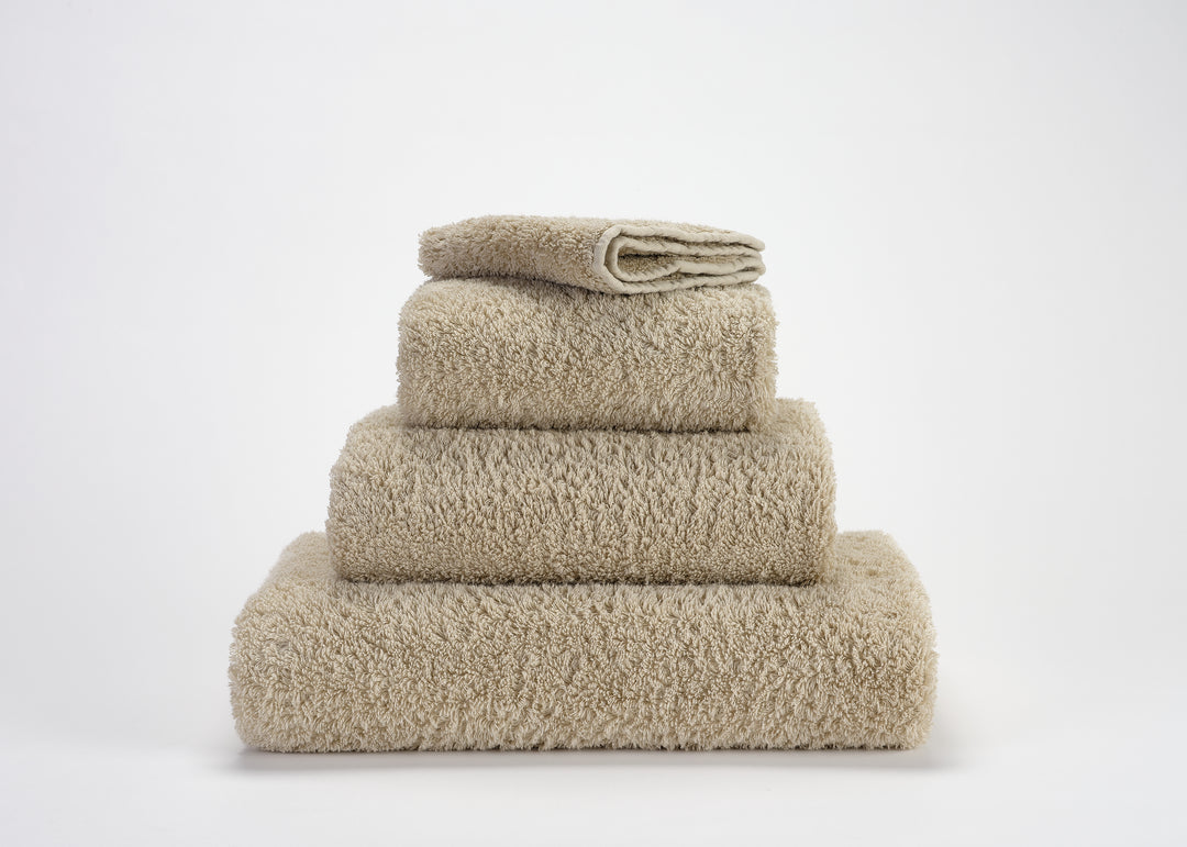 SUPER PILE TOWEL COLLECTION (Colors 770-920)