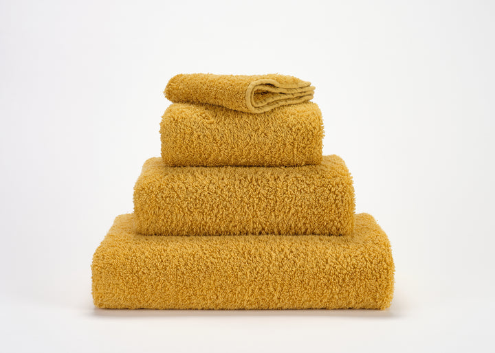 SUPER PILE TOWEL COLLECTION (Colors 770-920)