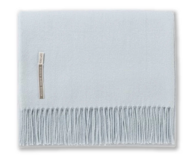 THROW CLASSIC SOLID COLLECTION