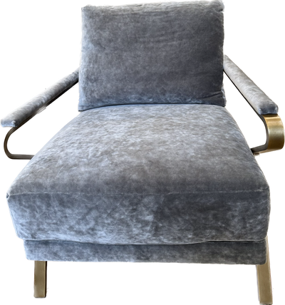 CHAIR WITH BLIND SEAM IN TULUM MERCURY FABRIC