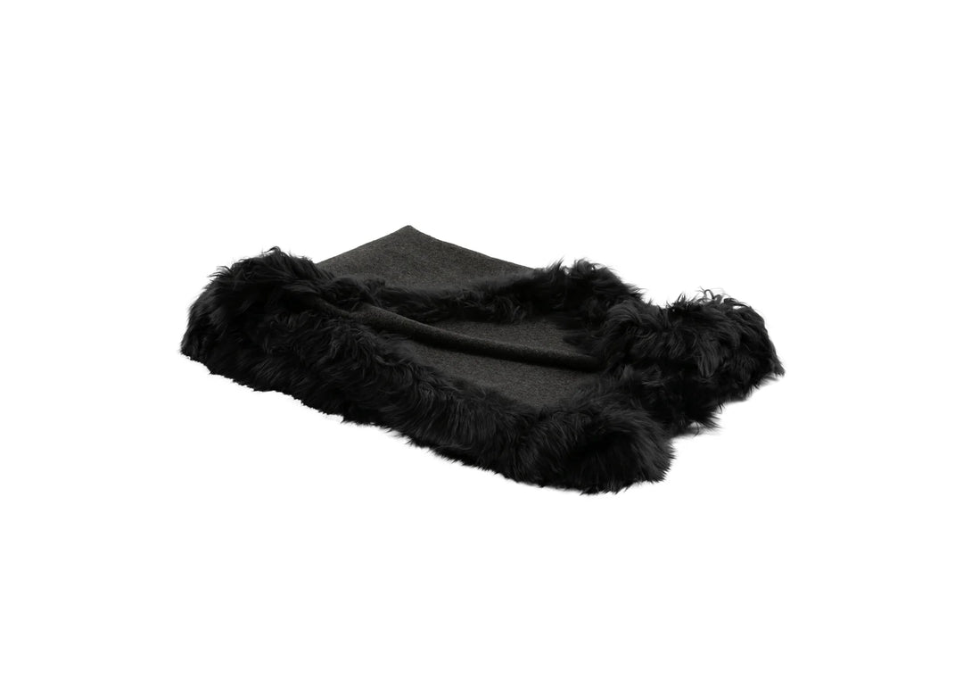 THROW LUXE ALPACA W/ FUR TRIM