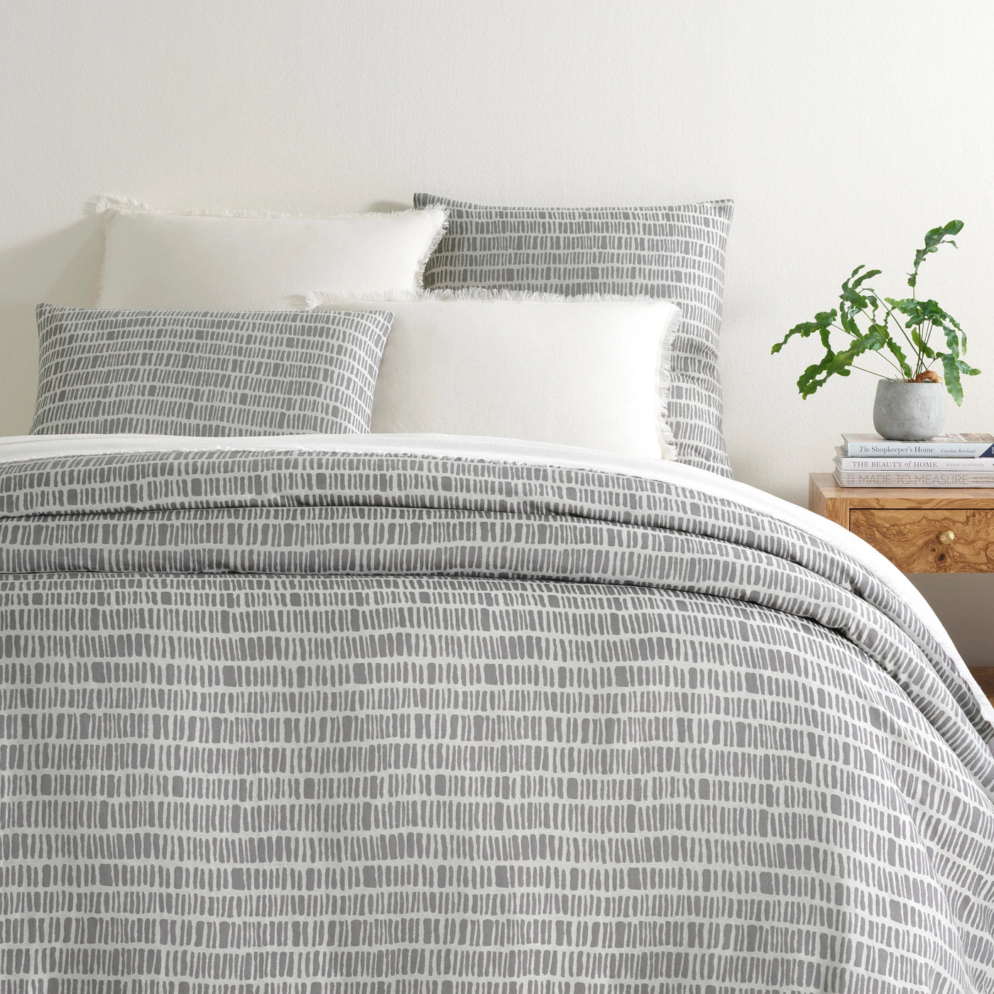 DUVET COVER TALUS (Available in 2 Sizes and 2 Colors)
