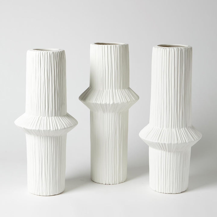 VASE ASCENDING RING MATTE WHITE #54433