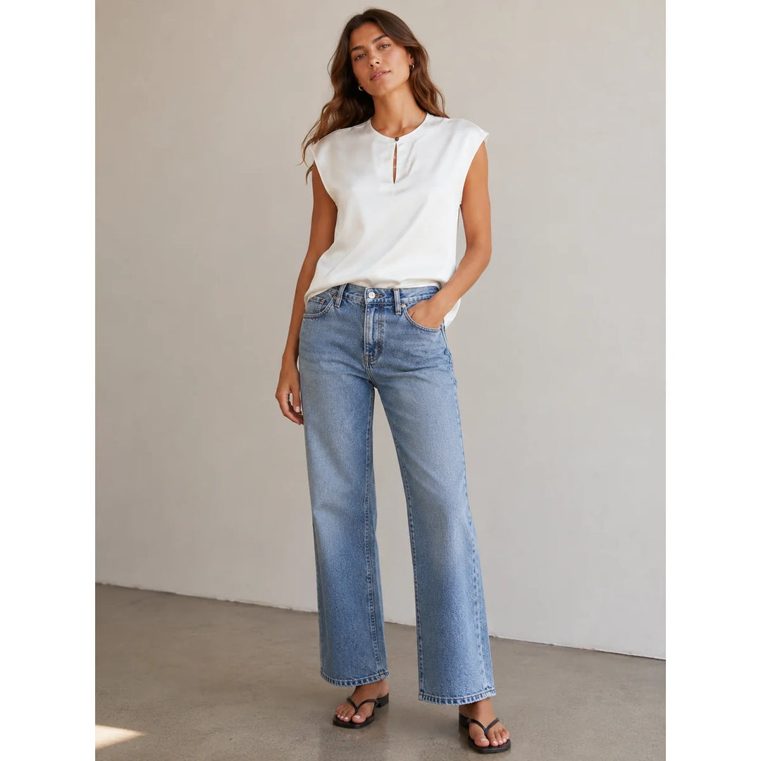 TOP SATIN CAP-SHOULDER WINA OFF WHITE