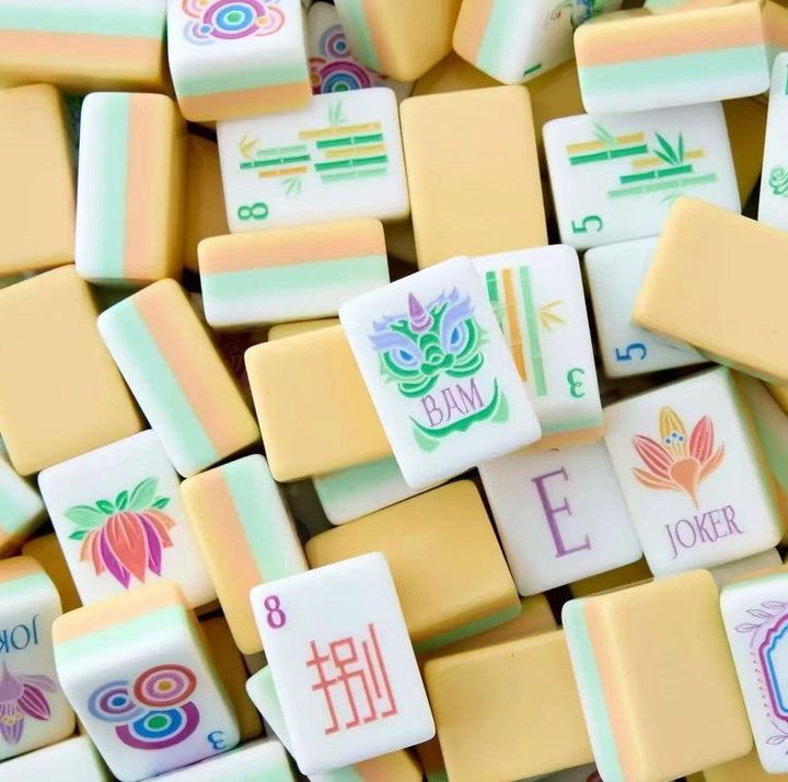 AMERICAN MAHJONG SET CRYSTAL ACRYLIC