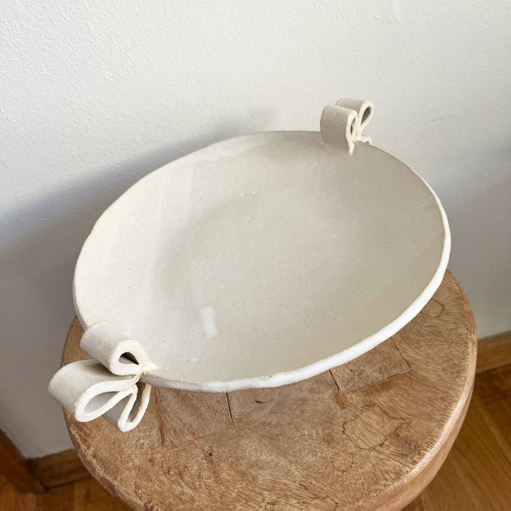 DISH PEDESTAL W/ RIBBON HANDLES