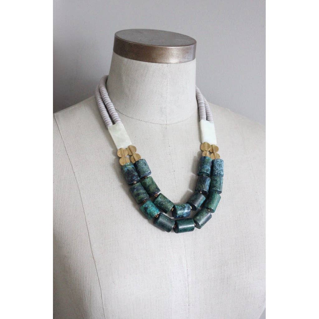 NECKLACE DOUBLE STRAND GREEN & GRAY STONE