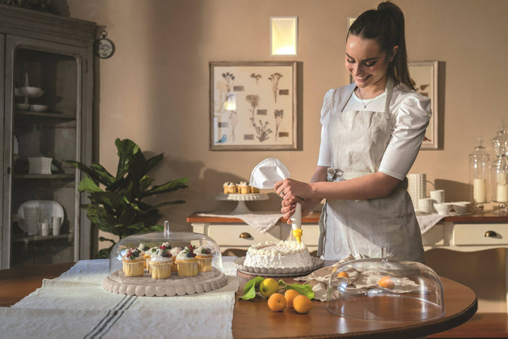 CAKE SERVING SET WHITE