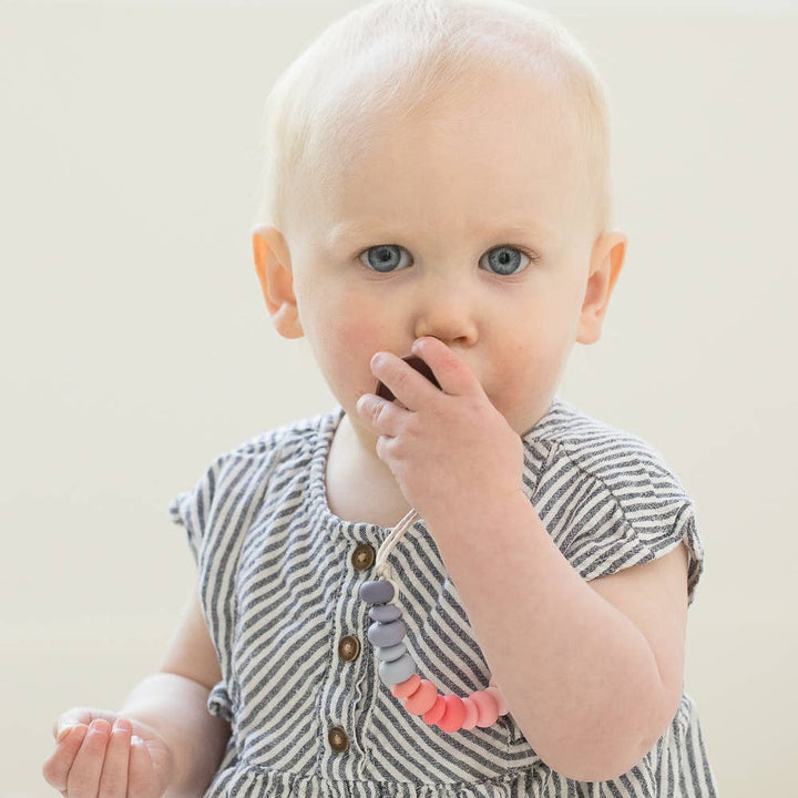 PACIFIER GIRL MULTI CLIP