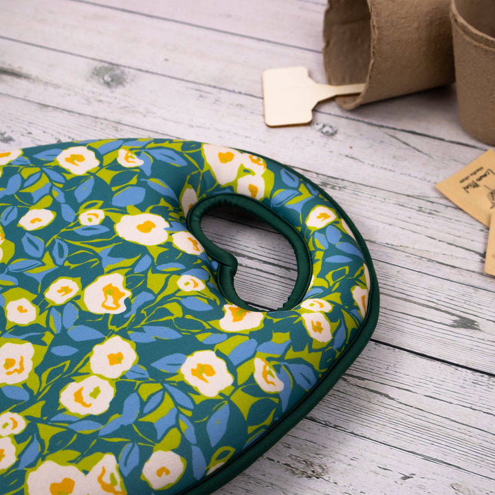 GARDEN KNEELER ABSTRACT FLORAL