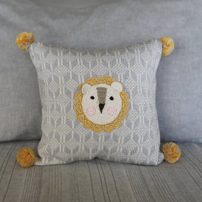 PILLOW LION