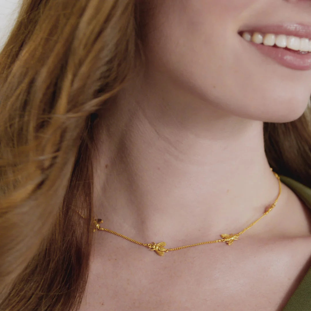 NECKLACE BEE DELICATE GOLD