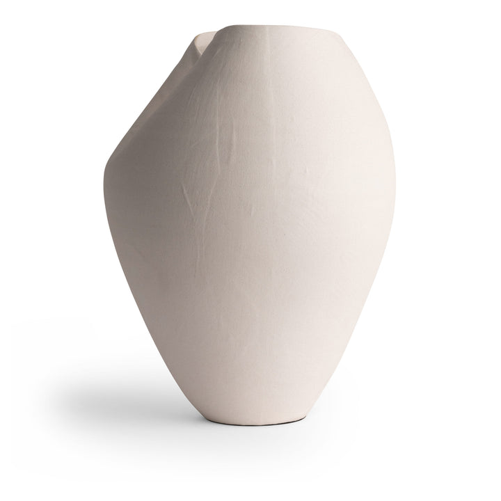 VASE WHITE CERAMIC INDENTATION 14W 17H
