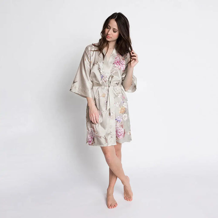 ROBE CHRYSATHEMUM & CRANE SHORT