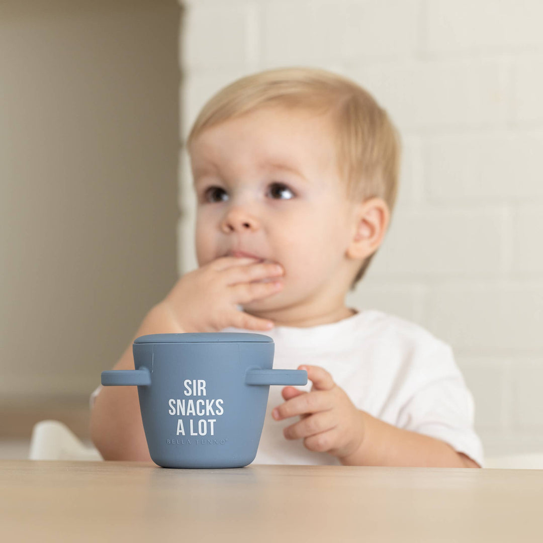 SNACKER SIR SNACKS A LOT