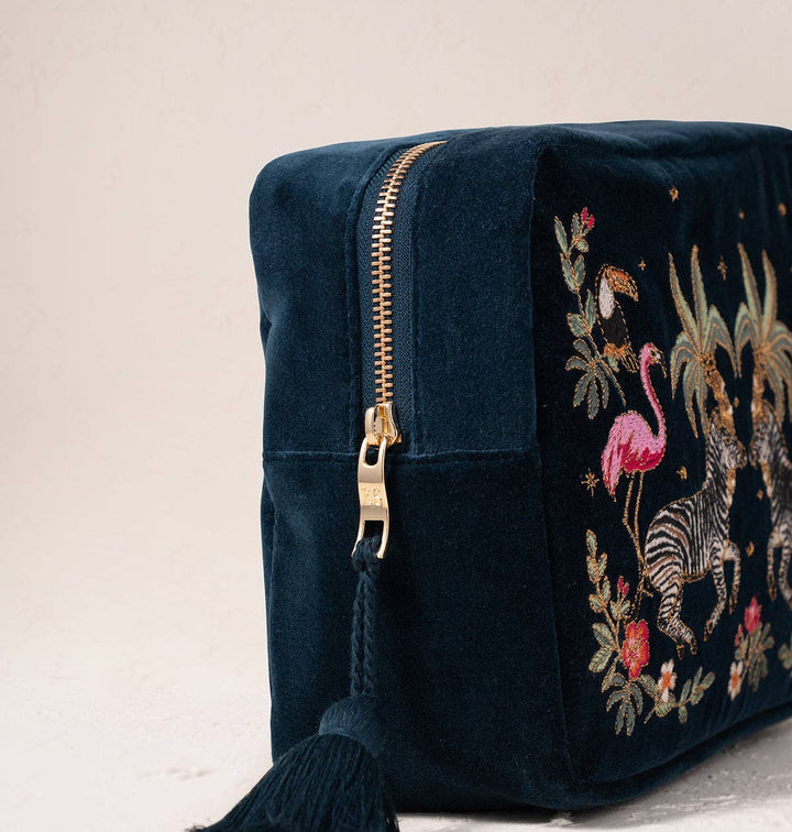 WASH BAG WILD ZEBRA PALM NAVY